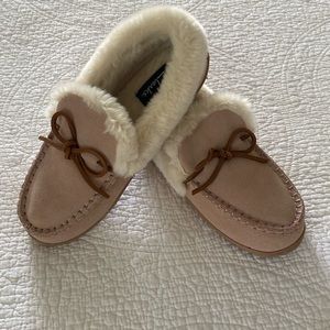 Clarks Slipper Moccasins NWOT